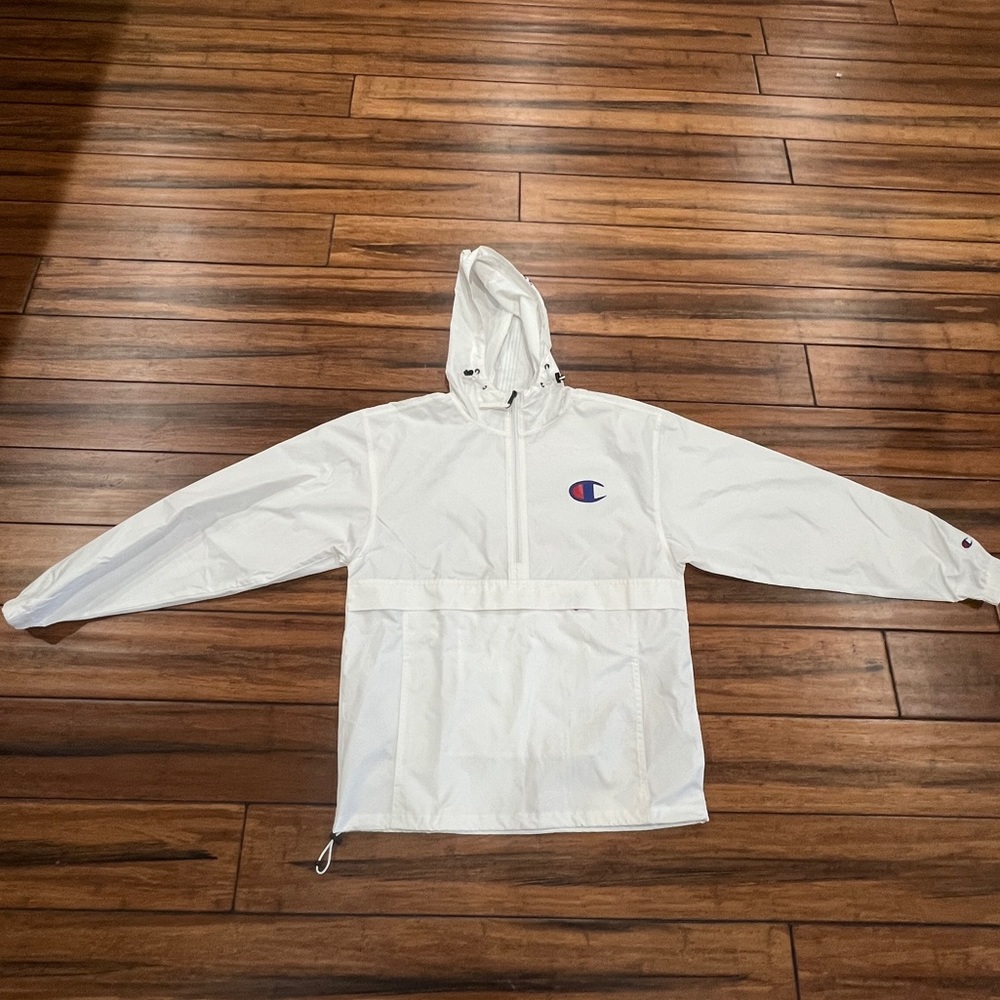 Men’s Sm White Champion half zip pullover jacket